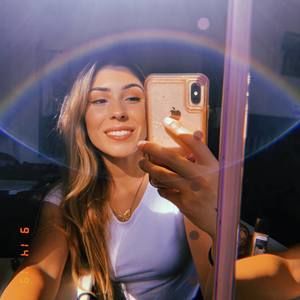 Meet your Posher, Dianna